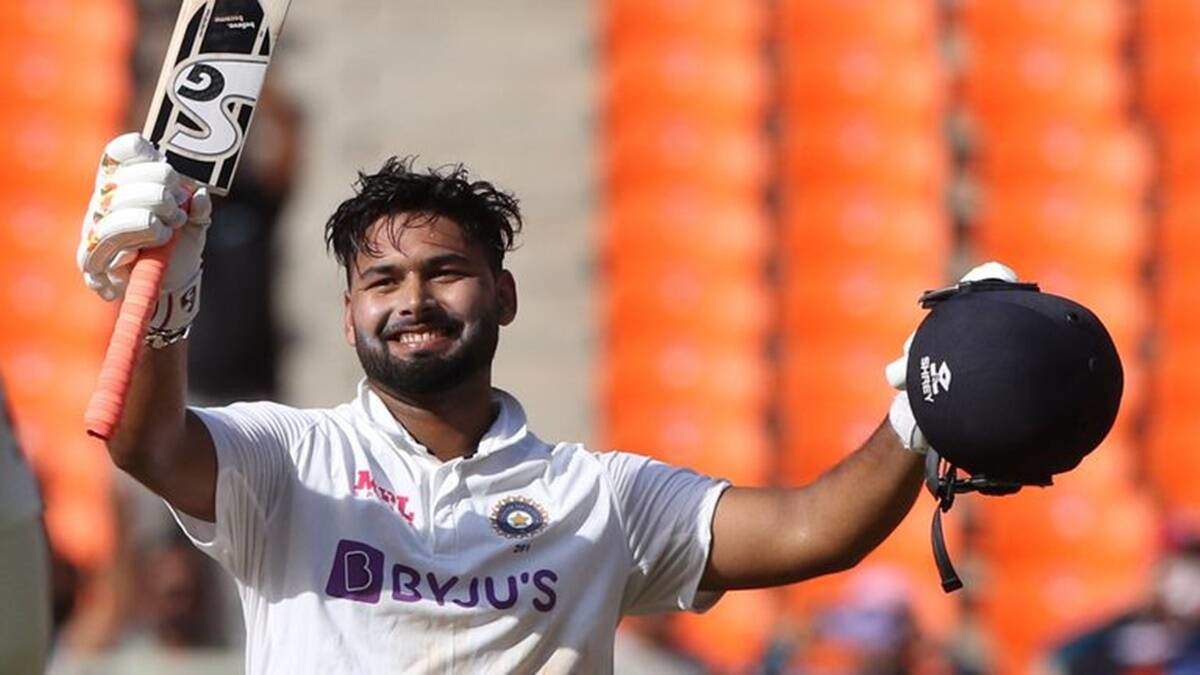 Rishabh Pant’s rumored girl-friend names her favorite cricketer