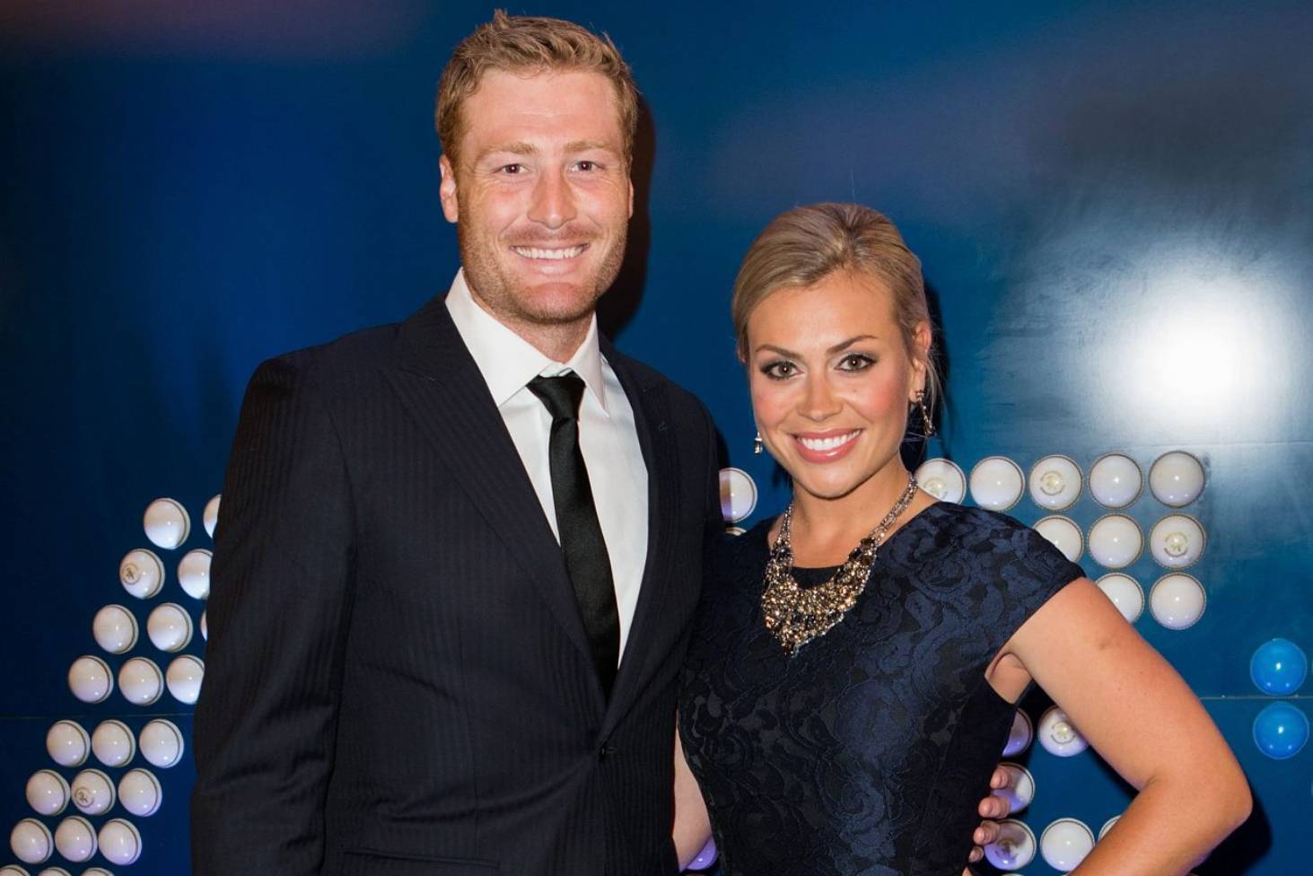 5 Famous Cricketers Who Married Journalist