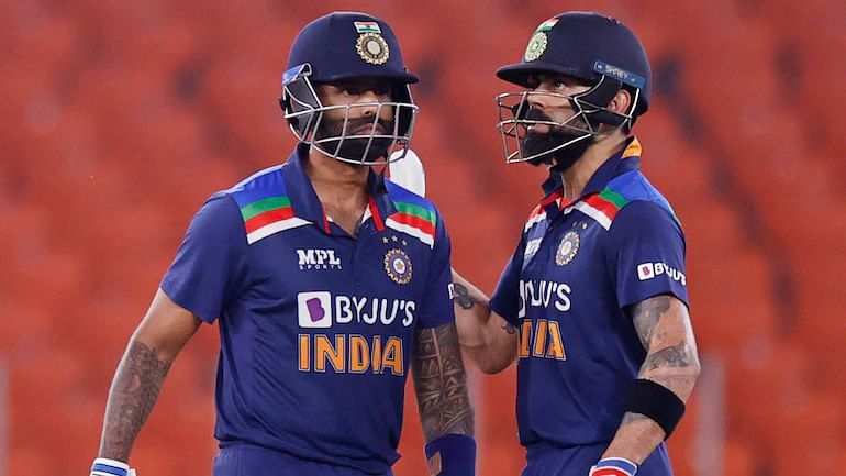 Suryakumar Yadav comes up with a classy reply to fans when asked to describe MS Dhoni and Virat Kohli